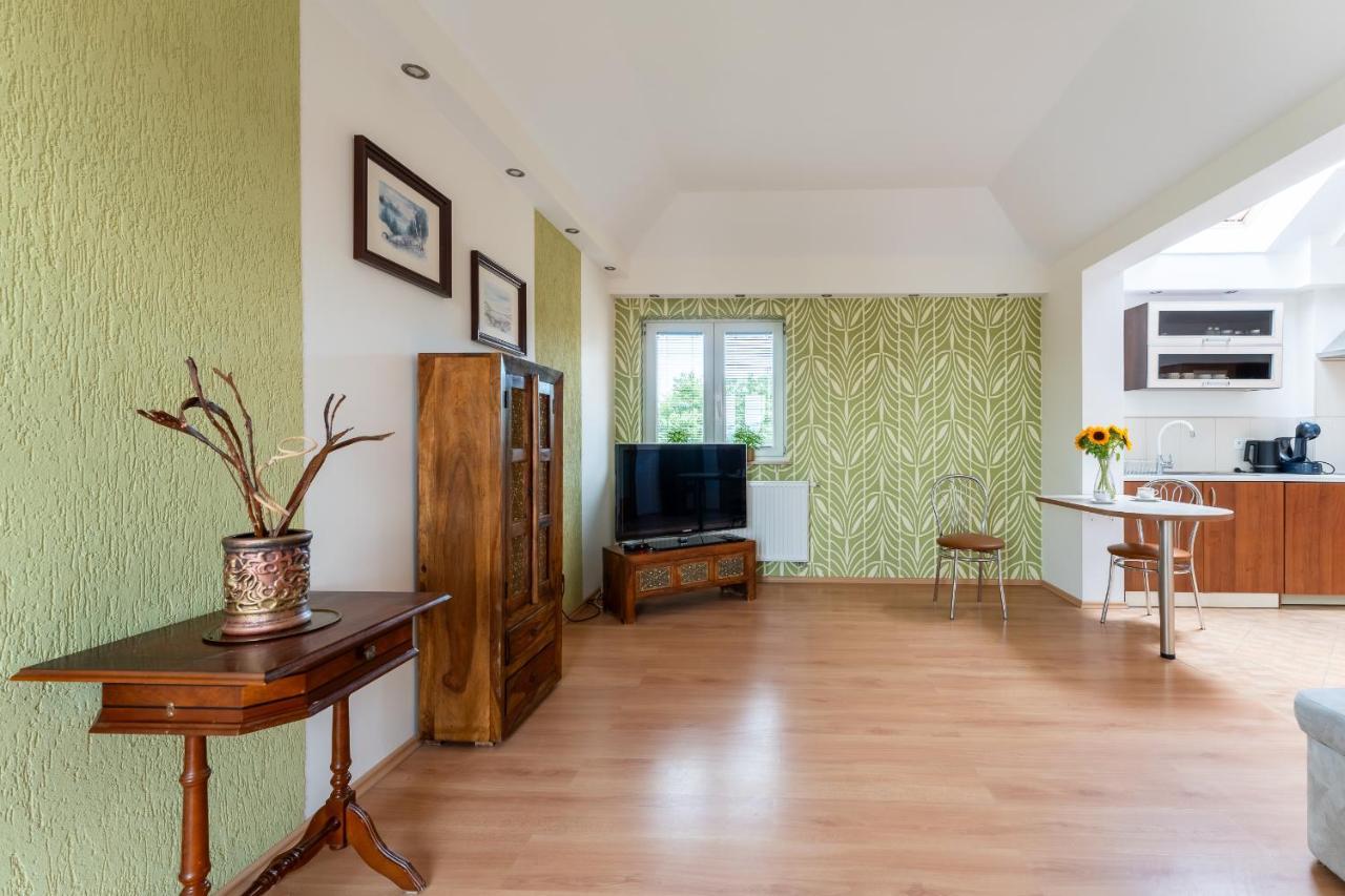Apartament Green Hill Z Balkonem I Widokiem Na Karkonosze - Space Apart Jelenia Góra Εξωτερικό φωτογραφία